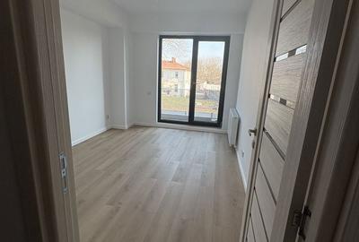 Apartament cu 2 camere decomandat în Băneasa - 6