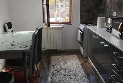 Apartament cu 3 camere semidecomandat, mobilat în Central - 11