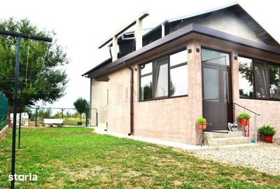 Casă cu 3 camere cu Teren 800 Mp în Văcărești - 1