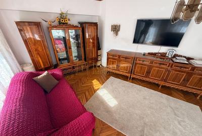 Apartament cu 3 camere decomandat, mobilat în Complex Studențesc - 2