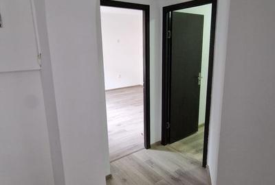 Casă cu 3 camere cu Canalizare în Grivița - 6