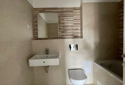 Apartament cu 3 camere decomandat în Tractorul - 6