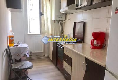 Apartament cu 3 camere semidecomandat, mobilat în Cetate - 9