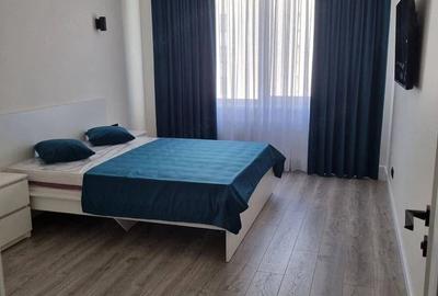 Garsonieră decomandată în Romană