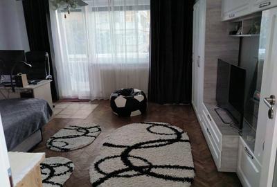 Apartament cu 2 camere decomandat în Central - 1