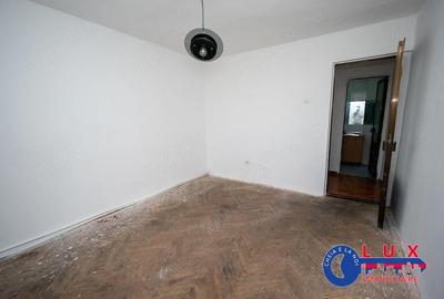Apartament cu 2 camere decomandat în Neptun - 6