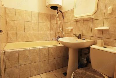 Apartament cu 2 camere semidecomandat, mobilat în Nord