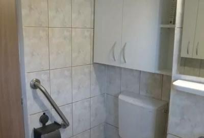 Garsonieră decomandată în Gușterița