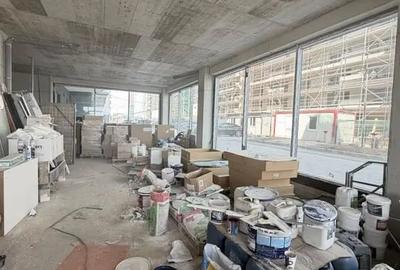 Spațiu comercial, de 683 mp, în Central - 6
