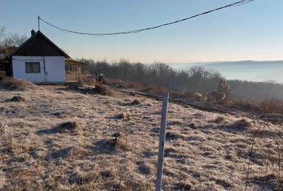Teren agricol intravilan de 950 mp, în Cornișa - 1