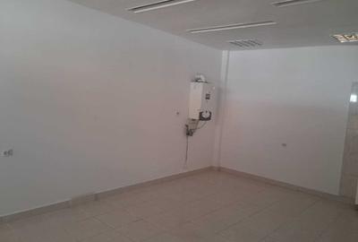 Spațiu comercial, de 35 mp, în Central - 1