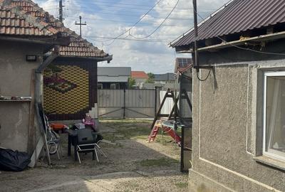 Casă cu 3 camere în Alparea