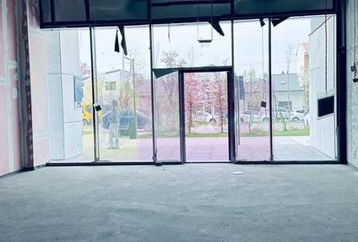 Spațiu comercial, de 111 mp, în Sebastian
