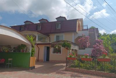 Casă cu 9 camere cu Teren 761 Mp în Cârlig - 5