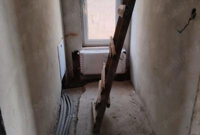 Casă cu 4 camere cu Teren 297 Mp în Central