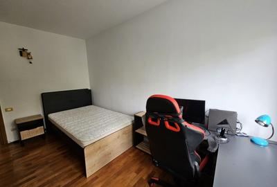Apartament cu 3 camere decomandat, mobilat în Tomis I - 8