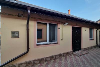 Casă cu 3 camere în Central