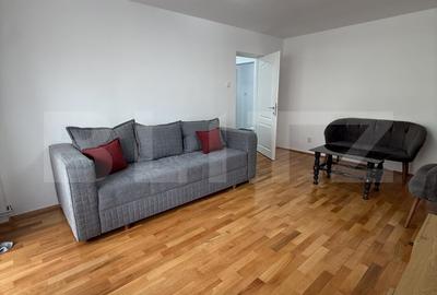 Apartament cu 2 camere decomandat, mobilat în Central