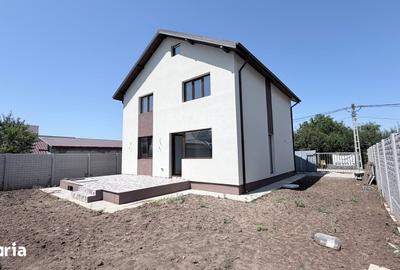 Casă cu 4 camere cu Teren 320 Mp în Berceni