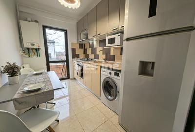 Apartament cu 3 camere decomandat, mobilat în Lunca Cetățuii