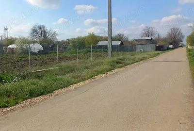 Teren de 1351 mp, în Butimanu