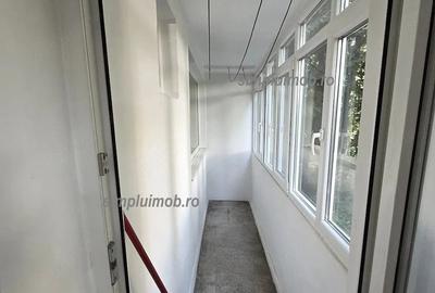 Apartament cu 2 camere decomandat în 1 Mai