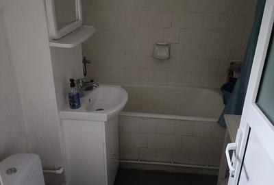 Apartament cu 2 camere decomandat în Obor