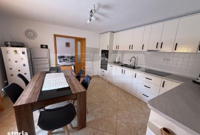 Casă cu 4 camere cu Teren 2784 Mp în Frătăuții Vechi - 6