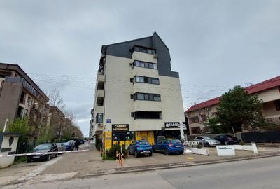 Garsonieră decomandată în Central - 10