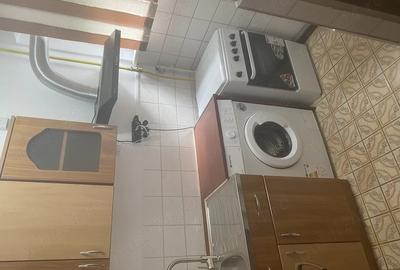 Garsonieră decomandată în Micro 9 - 4