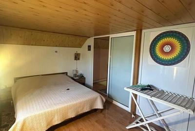 Casă cu 3 camere cu Teren 430 Mp în Central - 2
