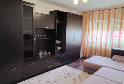 Apartament cu 2 camere decomandat în Central - 1