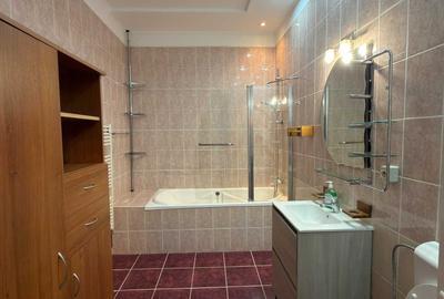 Casă cu 3 camere cu Teren 160 Mp în Central - 2