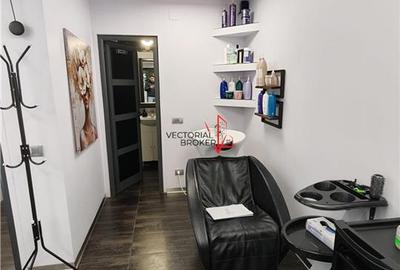 Spațiu comercial, de 32 mp, în Tei - 2
