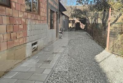 Casă individuală cu 5 camere cu Garaj în Belin