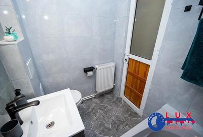 Apartament cu 3 camere semidecomandat în Big - 12