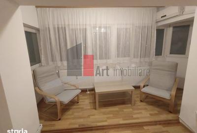 Apartament cu 3 camere decomandat, mobilat în Lacul Tei