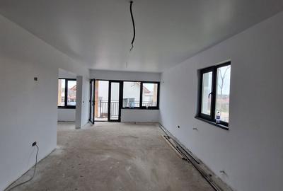 Casă cu 4 camere cu Teren 226 Mp în Lumina - 6