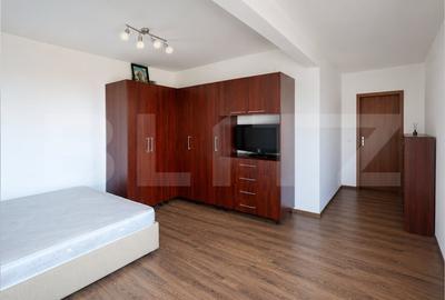 Apartament cu 3 camere decomandat, mobilat în Ghimbav