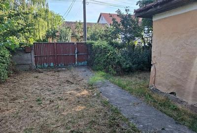 Teren de 1200 mp, în Vladimirescu