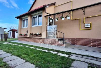 Casă cu 2 camere cu Canalizare în Central - 9