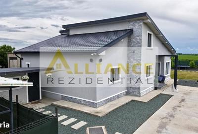 Casă cu 4 camere în Frumușani