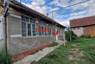 Casă cu 4 camere cu Teren 680 Mp în Sântimbru