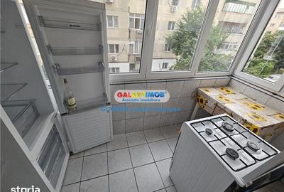 Apartament cu 3 camere decomandat în Micro 12 - 15