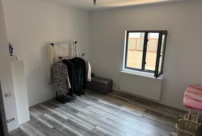 Casă individuală cu 4 camere cu Teren 345 Mp în Central - 14