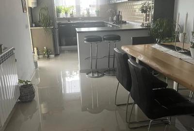 Casă cu Teren 700 Mp în Central - 4
