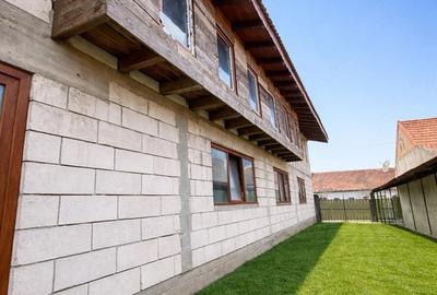 Casă cu 3 camere cu Teren 2875 Mp în Bethausen - 3