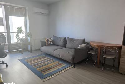 Apartament cu 3 camere decomandat în Exterior Vest