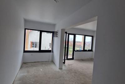 Casă cu 4 camere cu Teren 226 Mp în Lumina - 5