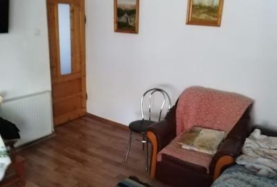 Casă cu 4 camere cu Teren 375 Mp în Ciritei - 3